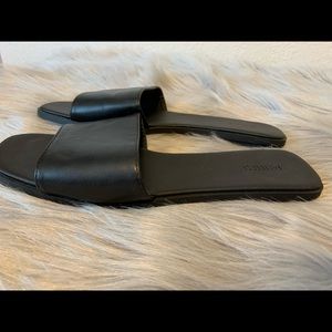 Forever 21 Black Slide Sandal